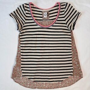 Anthropologie Akemi + Kin Stripe and Flower print top Size S